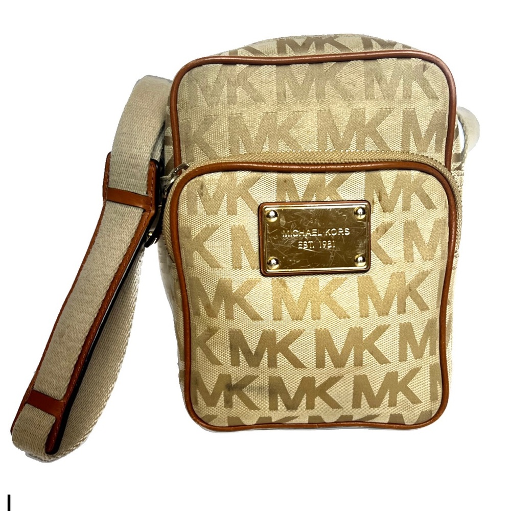 Michael Kors Messenger Bag